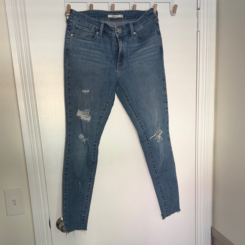 Women's Blue Distressed Skinny Jeans